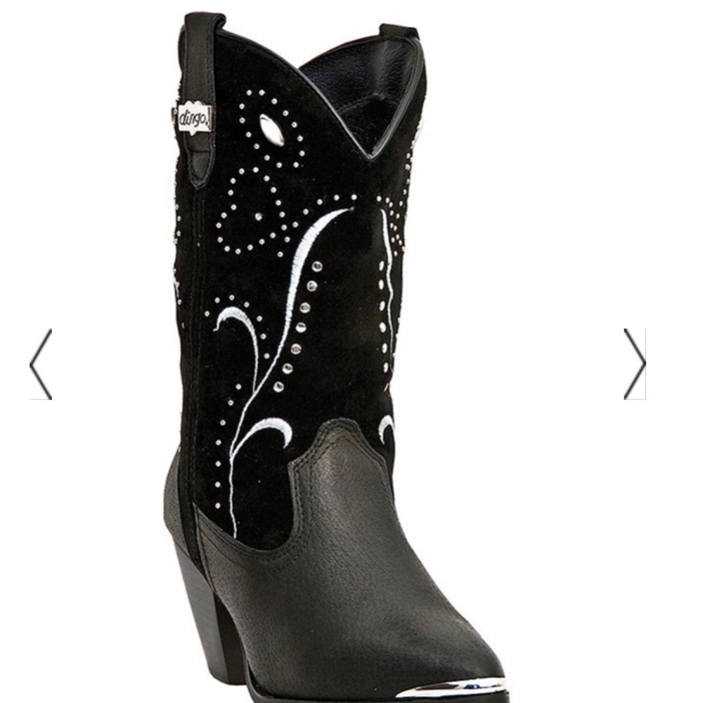 Dingo Ava Studded Black Cowgirl Boots NWT 🎉